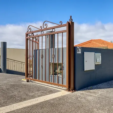 Casa Da Merces I, A In Madeira * São Vicente